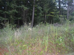 2320 Old Us Highway 421 E #7, Yadkinville, NC 27055