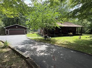 6343 Gibson Rd, Canfield, OH 44406