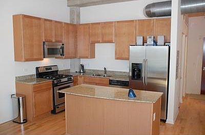 3rd image of 125 E 13th St #731