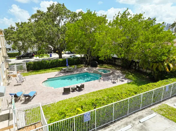 403 NE 16th Ave APT 7, Fort Lauderdale, FL 33301