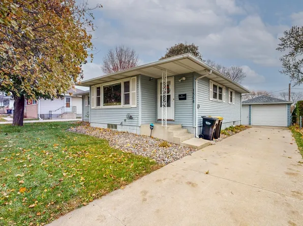 1508 16 1/2 Ave NW, Rochester, MN 55901