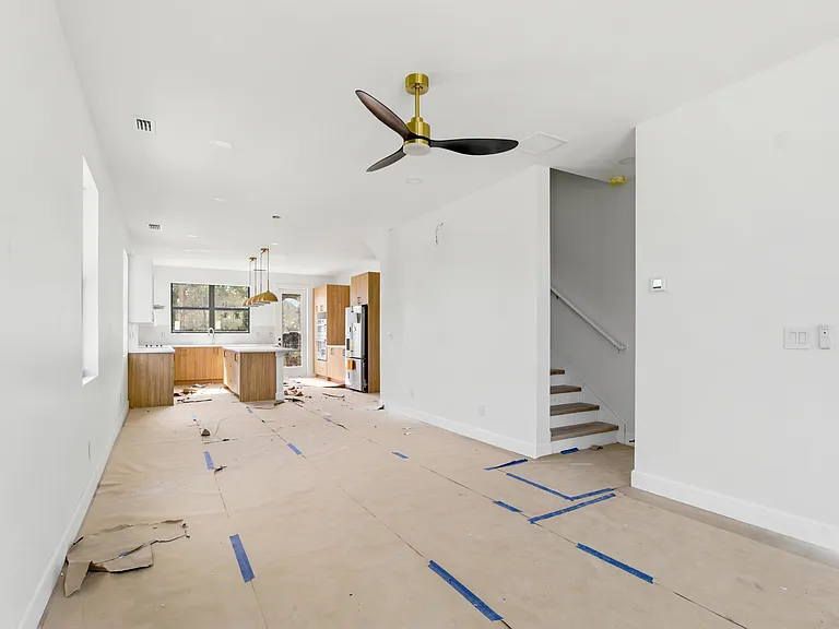 375 13th St N #1 — Photo 24