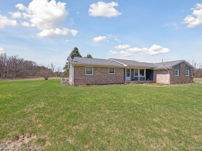 2601 Westwind Dr, Highland, MI, 48357