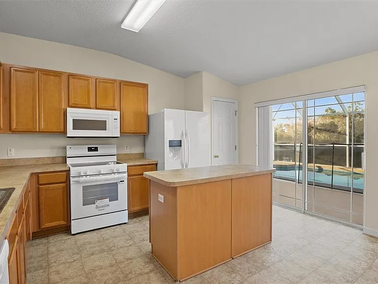 3132 Kearns Rd — Photo 9