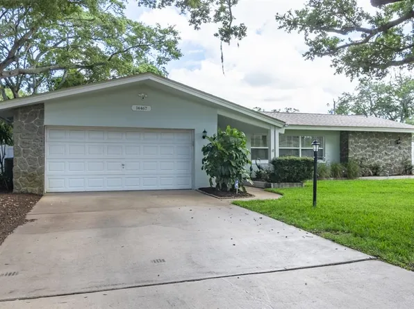 14467 Oakglen Dr, Largo, FL 33774