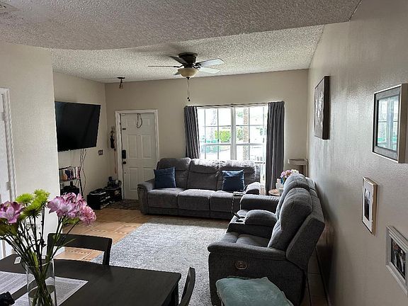 2nd image of 4936 SW 31st Terrace