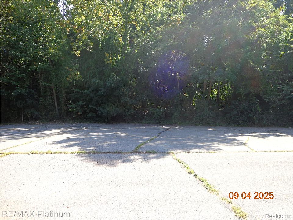 1928 Mist Wood Dr, photo 4