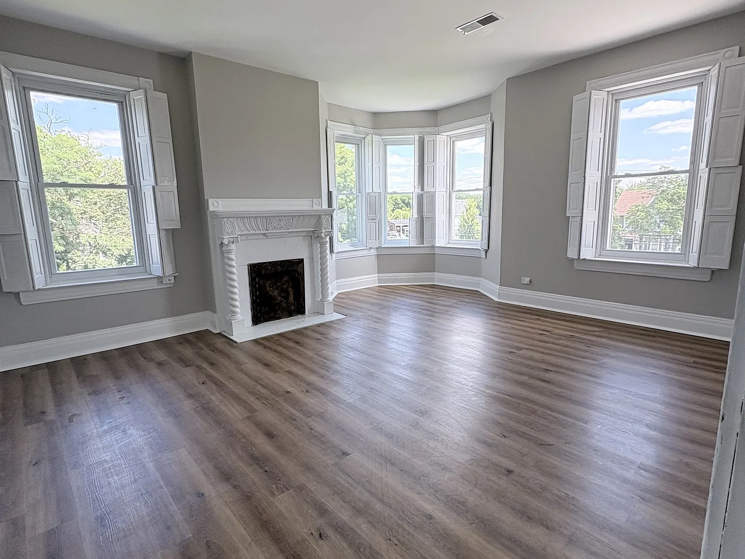 340 South Main Street - 3 — Photo 3