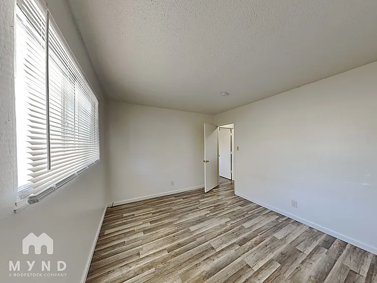 1277 Arnold Dr — Photo 11