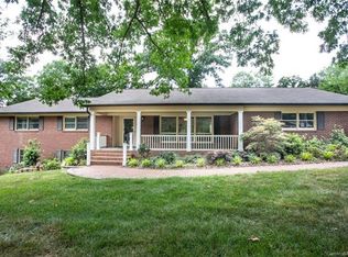 530 Crestside Dr SE, Concord, NC 28025