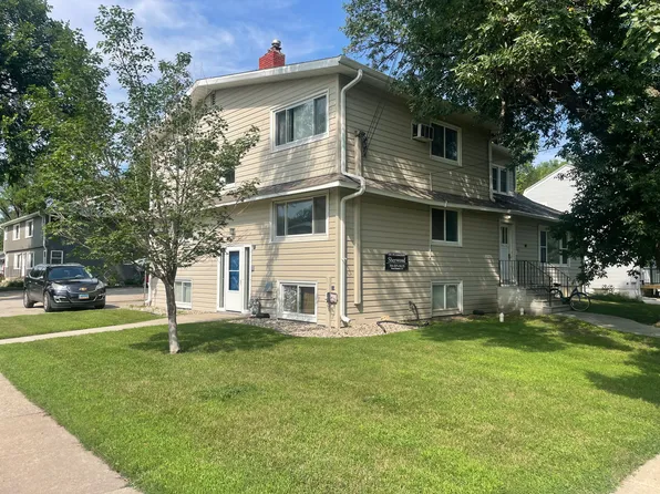 1017 13th Ave N #2, Fargo, ND 58102