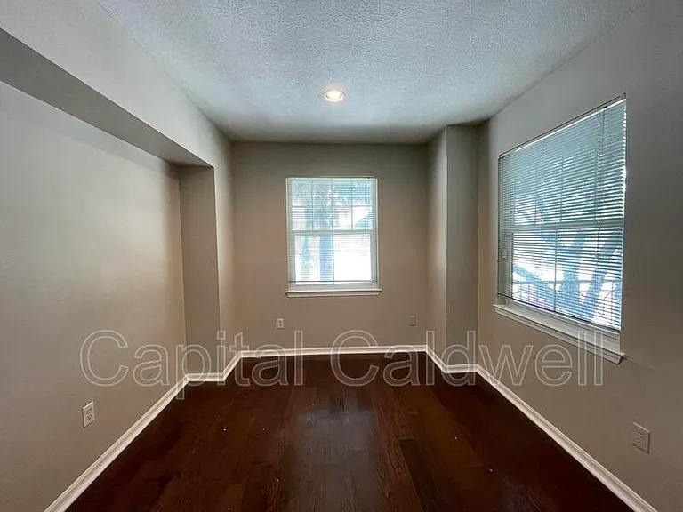 2010 E Palm Ave #15206-Y15206 — Photo 7
