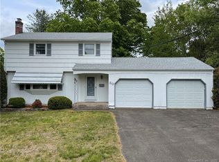 30 Bluefield Dr, East Hartford, CT 06118