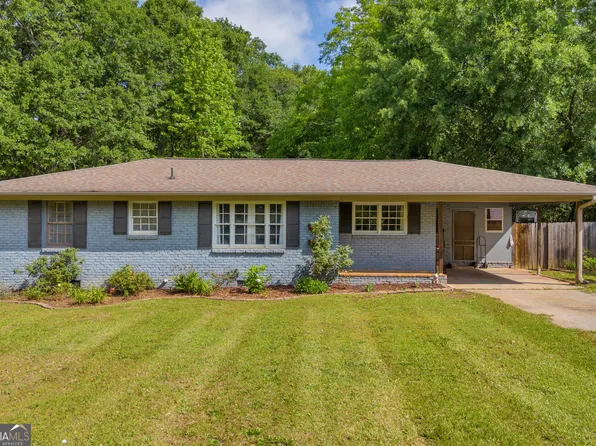 72 W Ginn St, Bowman, GA 30624