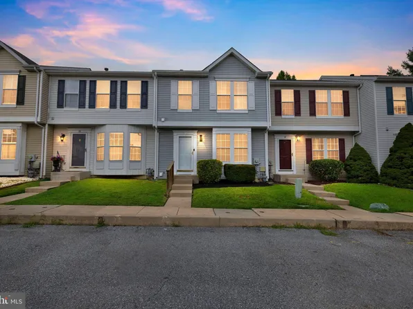 17 E Shetland Ct, Newark, DE 19711