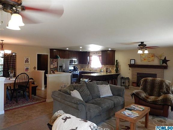 4th image of 5820 W Caldwell Ave