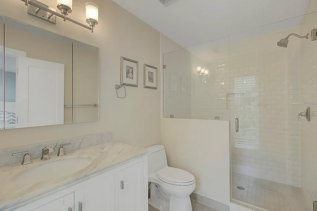 3 bed, 1467 sqft, $7,500 — Photo 4