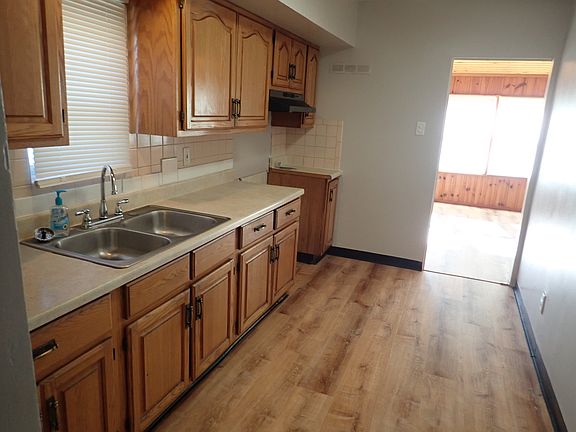 3rd image of 2030 Hildred Ave