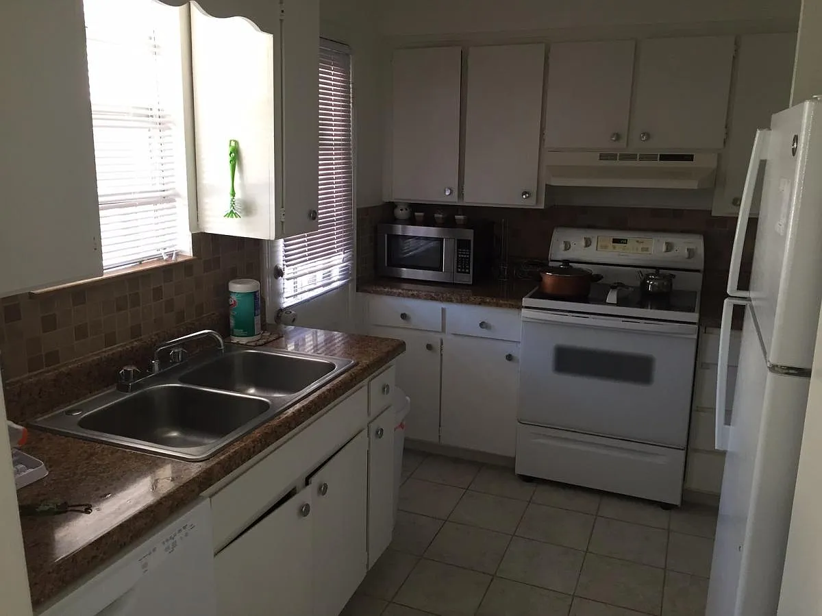 2 bed, 992 sqft, $1,175 — Photo 3