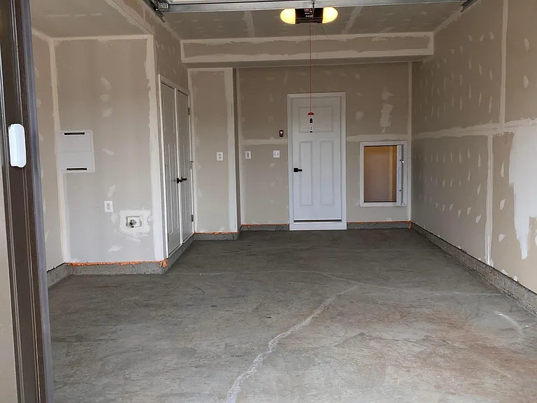 2682 Jetstream Rd — Photo 31