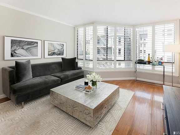 2nd image of 900 Bush St APT 806