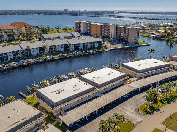 4229 SE 19th Pl APT 1D, Cape Coral, FL 33904