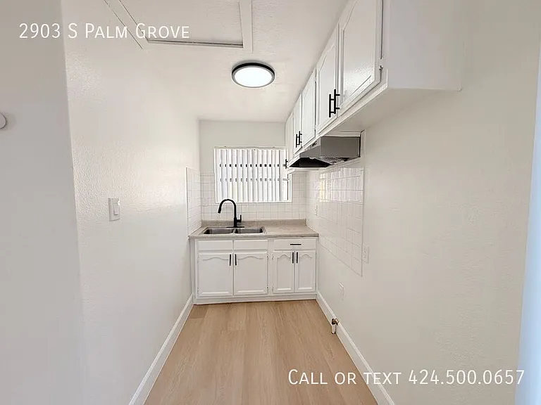 2903 S Palm Grove Ave — Photo 7