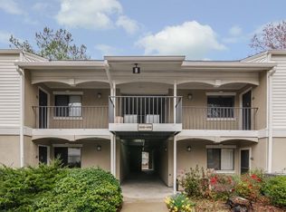 1409 Wingate Way, Sandy Springs, GA 30350