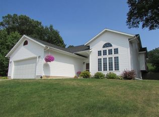 301 Arbor Hills Cir, Eau Claire, WI 54703