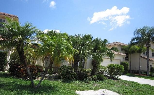 1st image of 7574 Colony Palm Dr