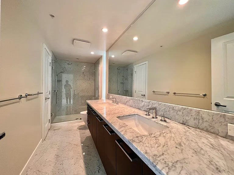5728 Berton Ave #Townhouse 3 — Photo 9