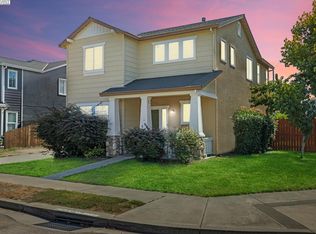 2430 Trellis Ln, Turlock, CA 95382