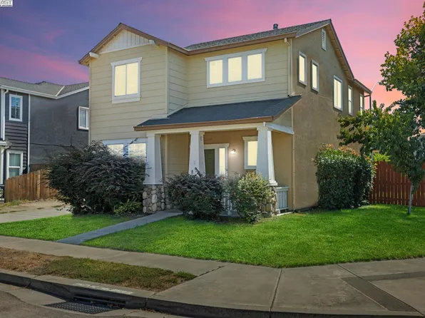 2430 Trellis Ln, Turlock, CA 95382