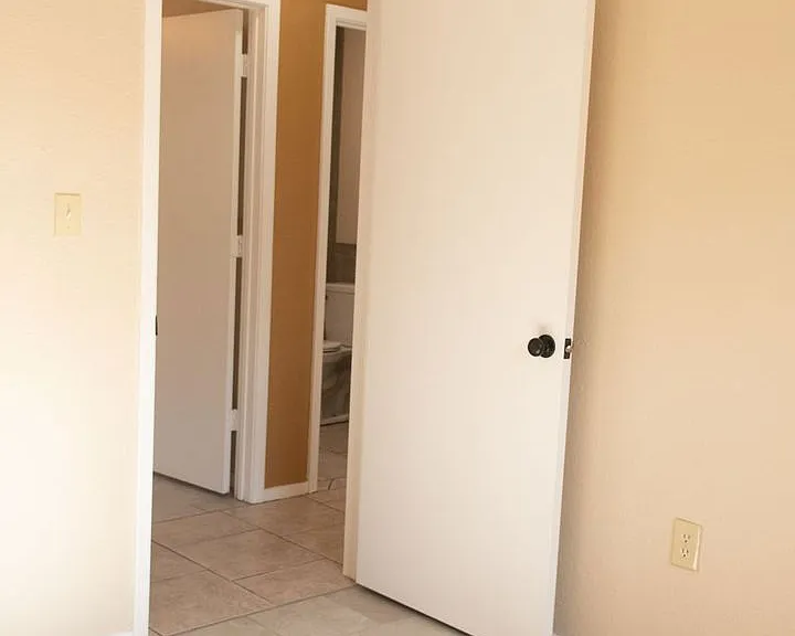 4938 Blue Water Cir — Photo 16
