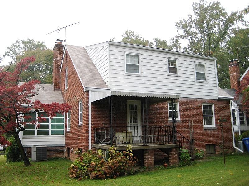 2nd image of 9903 Portland Rd