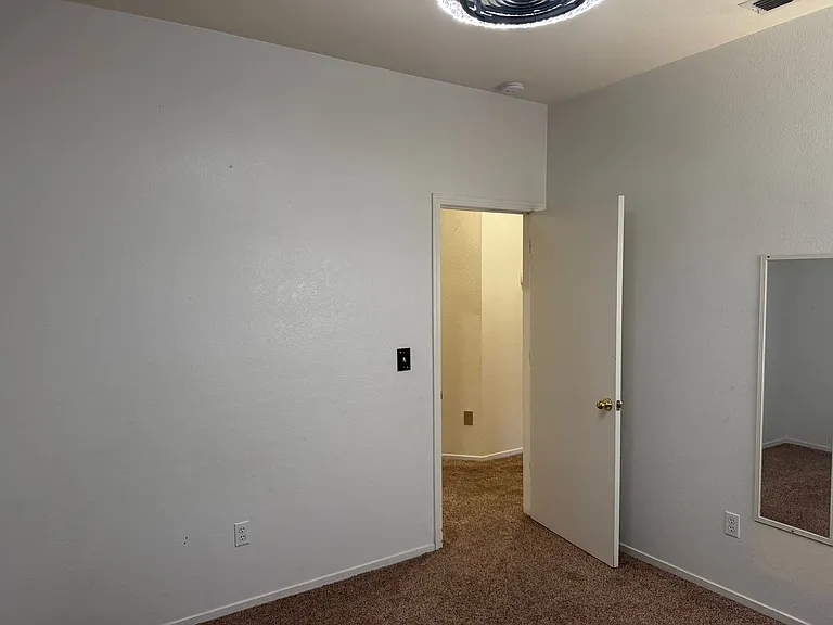 1947 Expedition Way — Photo 18