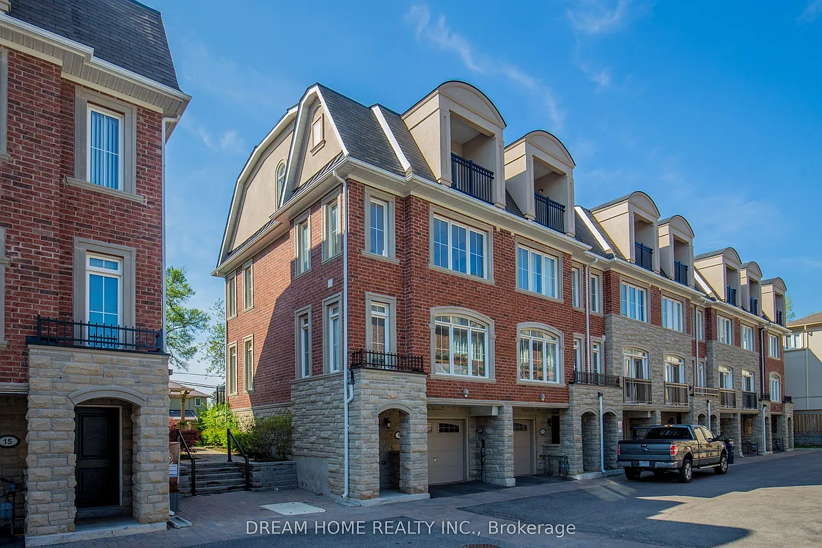 Photo 1 of 10 - 13 Slingsby Ln - Toronto, ON Primary Photo - 13 Slingsby Ln