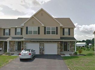 226 Mount Olive Ln, Ephrata, PA 17522