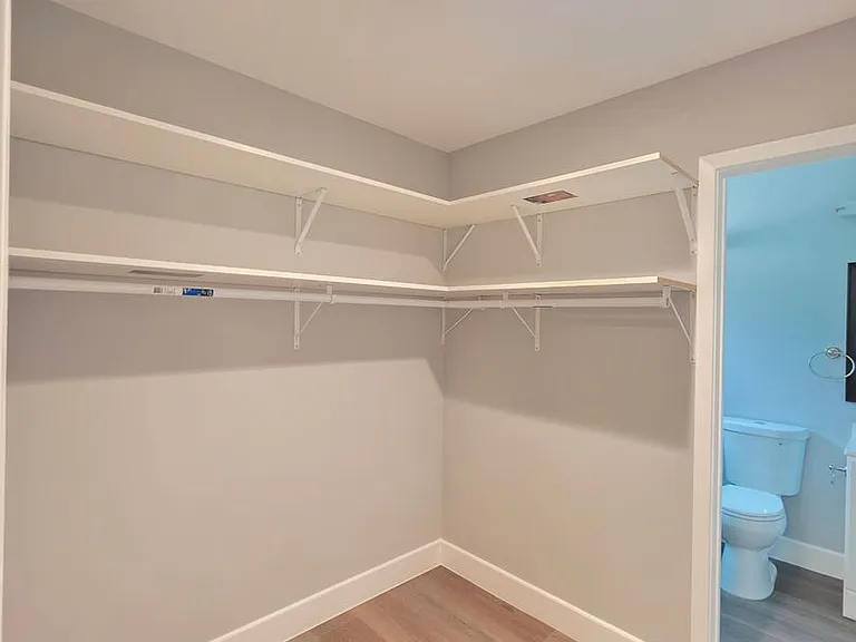 8154 Potter Ave — Photo 11