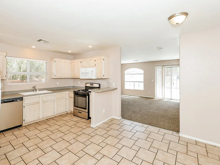 5450 Mercantile St — Photo 9
