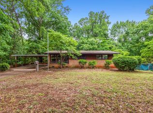 3532 Sargeant Dr, Charlotte, NC 28217