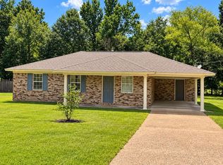 314 Barbara Ave NW, Magee, MS 39111