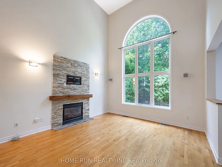 281 Goldridge Dr — Photo 16