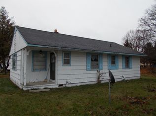 703 Garden Ave, Manistique, MI 49854