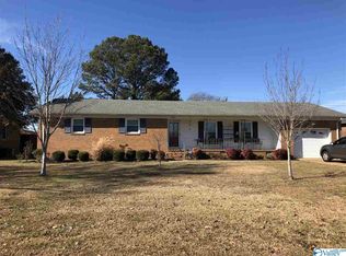 1811 19th Ave SW, Decatur, AL 35601