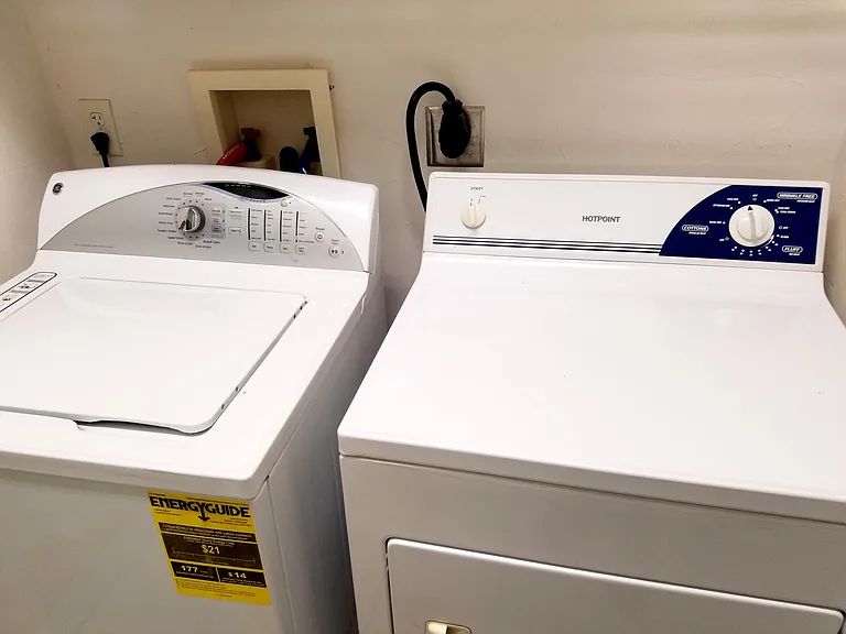 Laundry Room (between kitchen and garage)