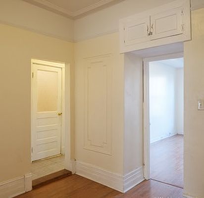 5th image of 811 Lincoln Pl #2A