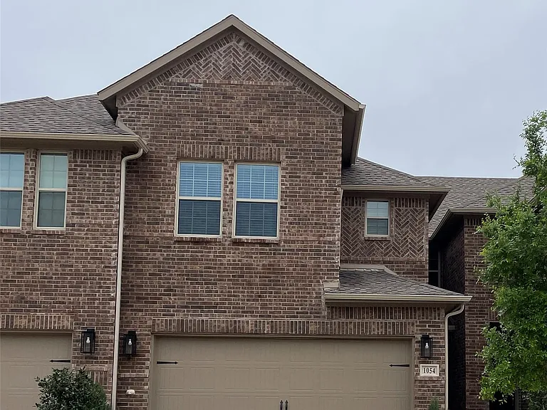 1054 Keswick, Allen