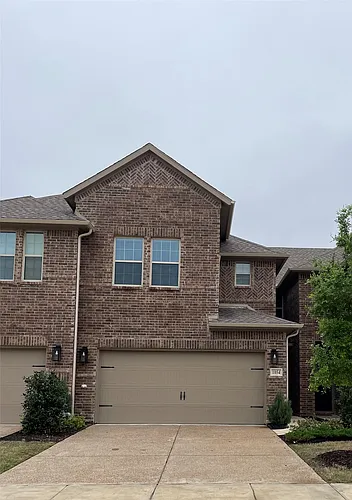 1054 Keswick Dr Photo 1