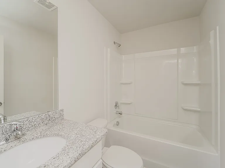 639 Farmstead Trl — Photo 14